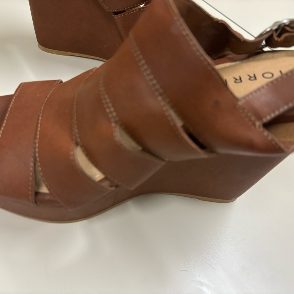 Torrid Wedge Sandals - Picture 6 of 9